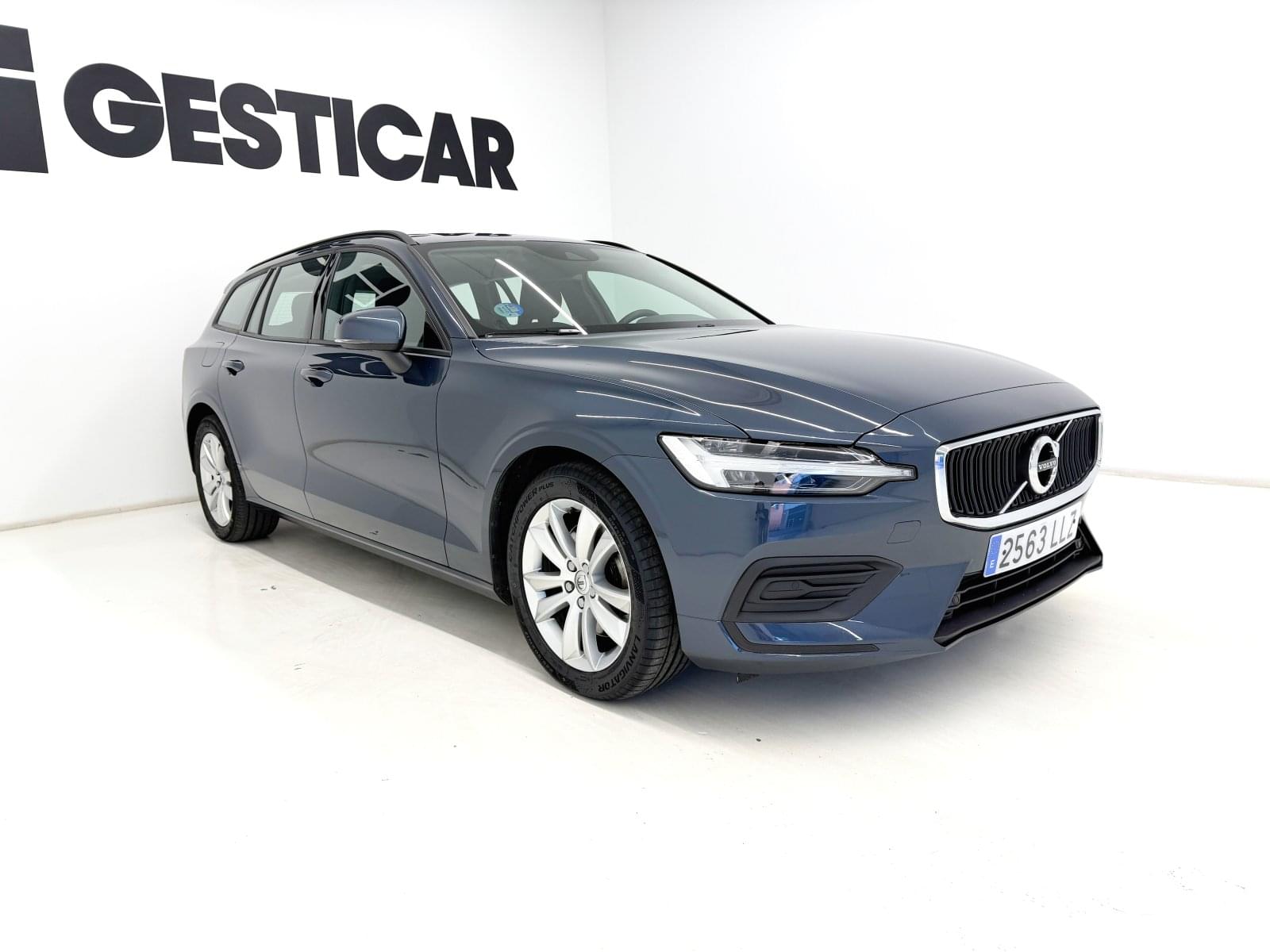 VOLVO V60 2.0 B4 MOMENTUM CORE AUTO 197CV 3 
