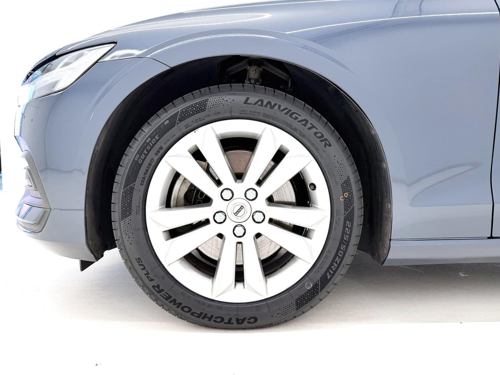 VOLVO V60 2.0 B4 MOMENTUM CORE AUTO 197CV 20 