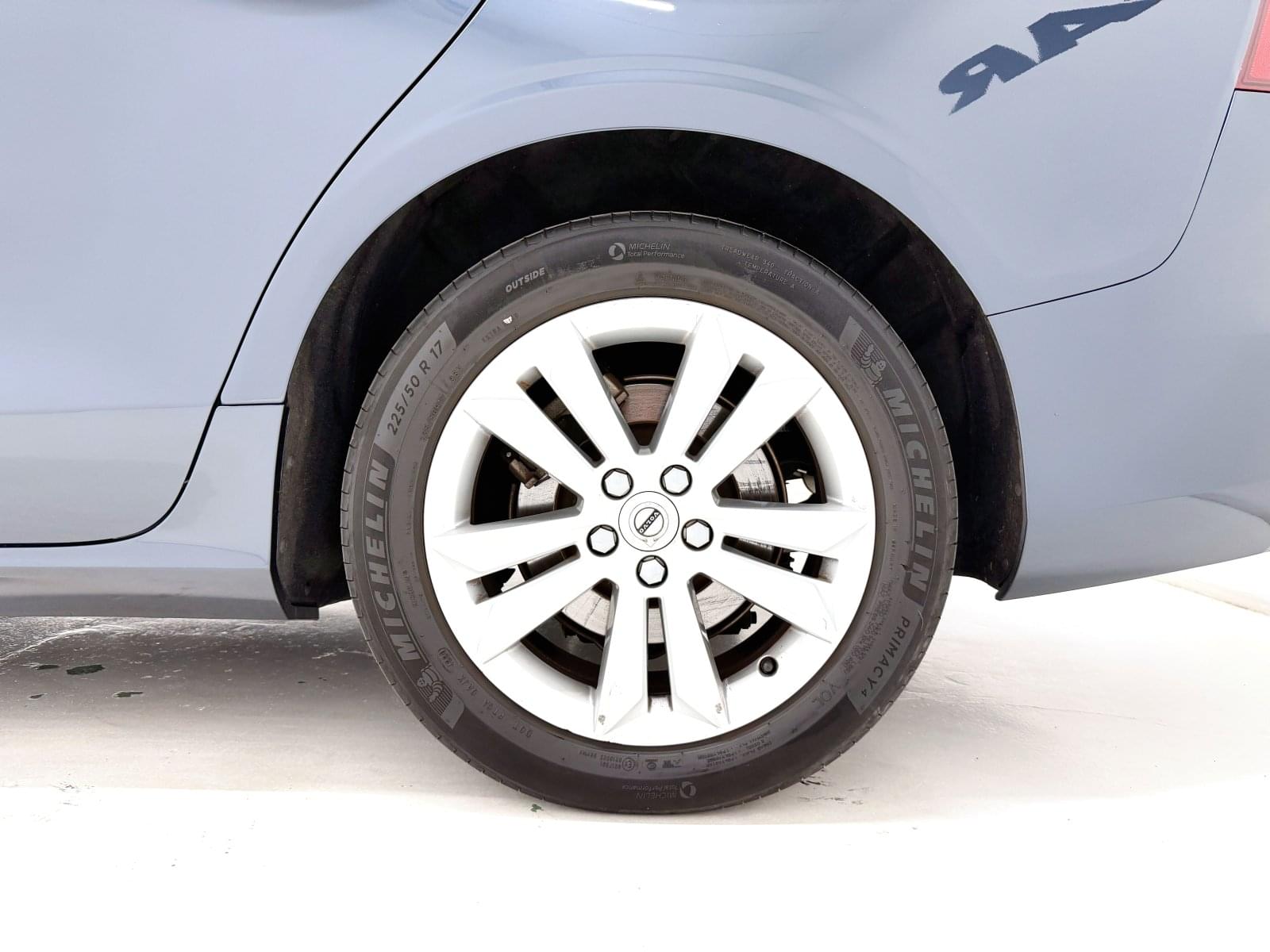 VOLVO V60 2.0 B4 MOMENTUM CORE AUTO 197CV 21 