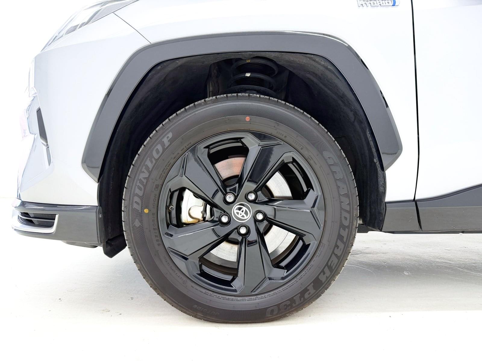 TOYOTA RAV4 PLUGIN 300PH ECVT ADVANCE 21 