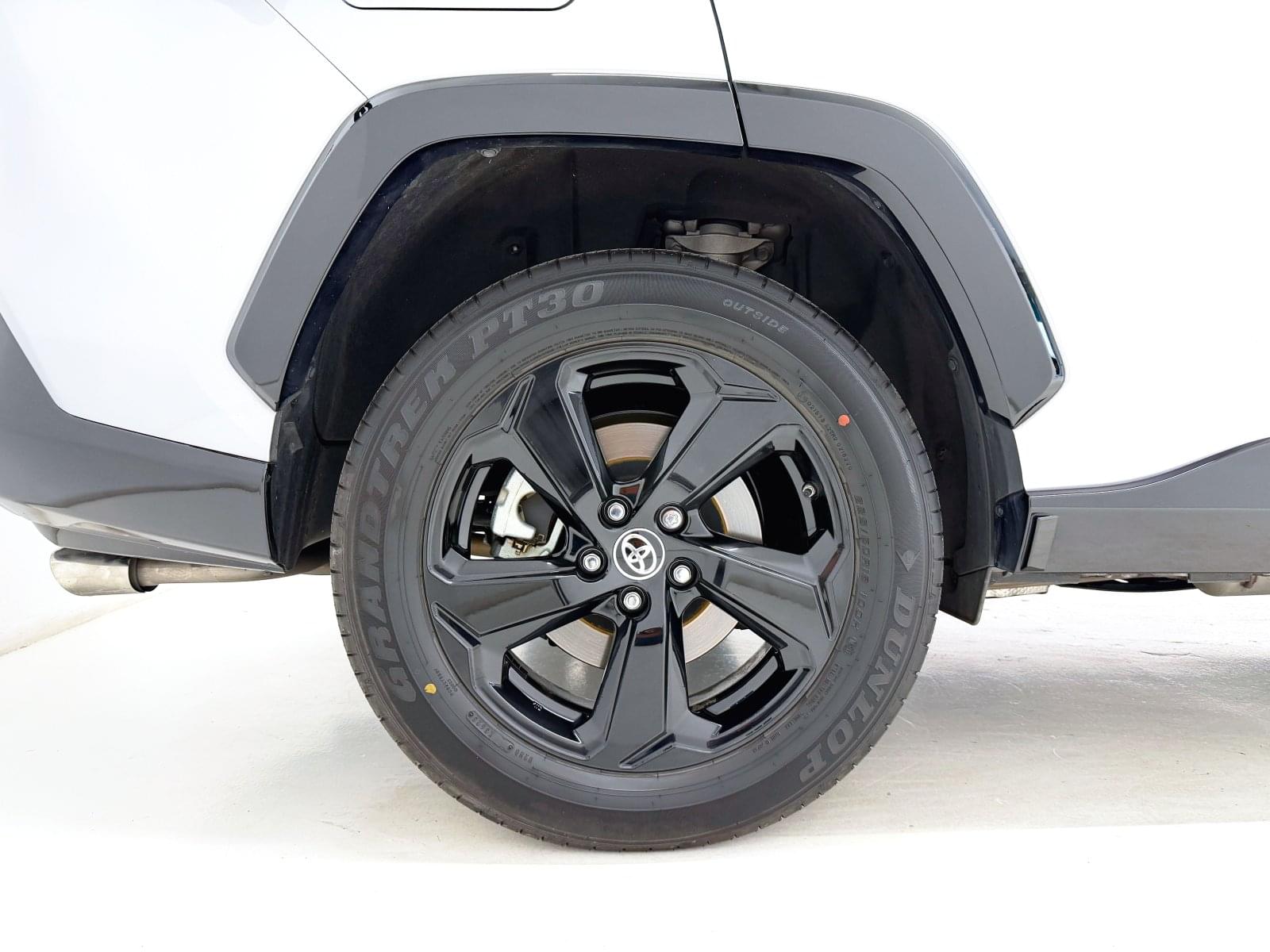 TOYOTA RAV4 PLUGIN 300PH ECVT ADVANCE 23 