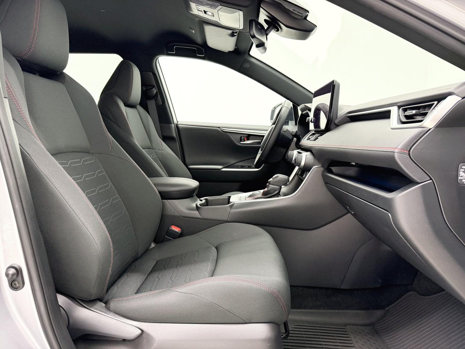 TOYOTA RAV4 PLUGIN 300PH ECVT ADVANCE 36 