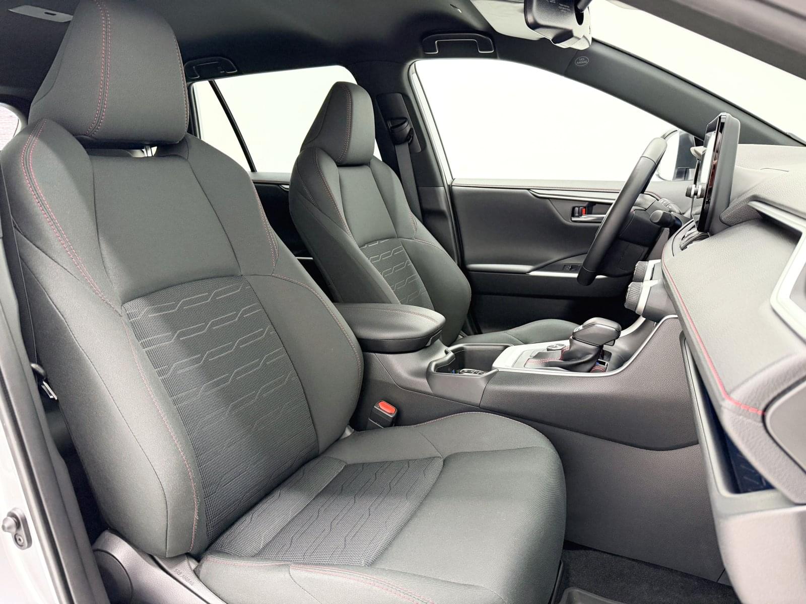 TOYOTA RAV4 PLUGIN 300PH ECVT ADVANCE 37 