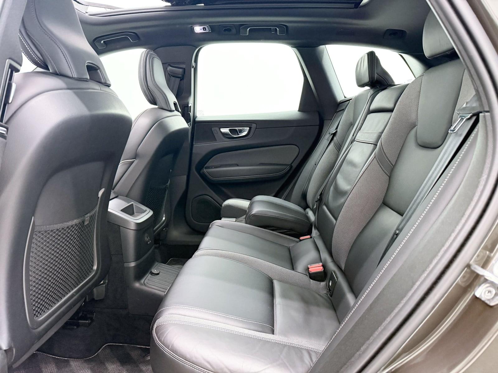 VOLVO XC60 2.0 T6 AWD RECHARGE R-DESIGN  340CV 42 