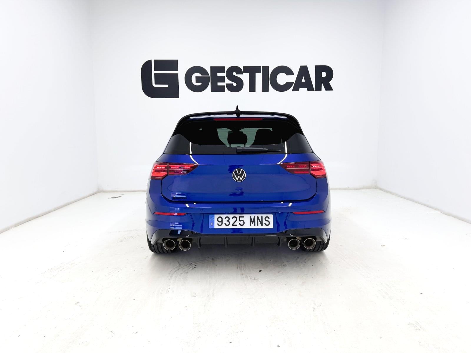 VOLKSWAGEN GOLF R 20 ANIVERSARIO 14