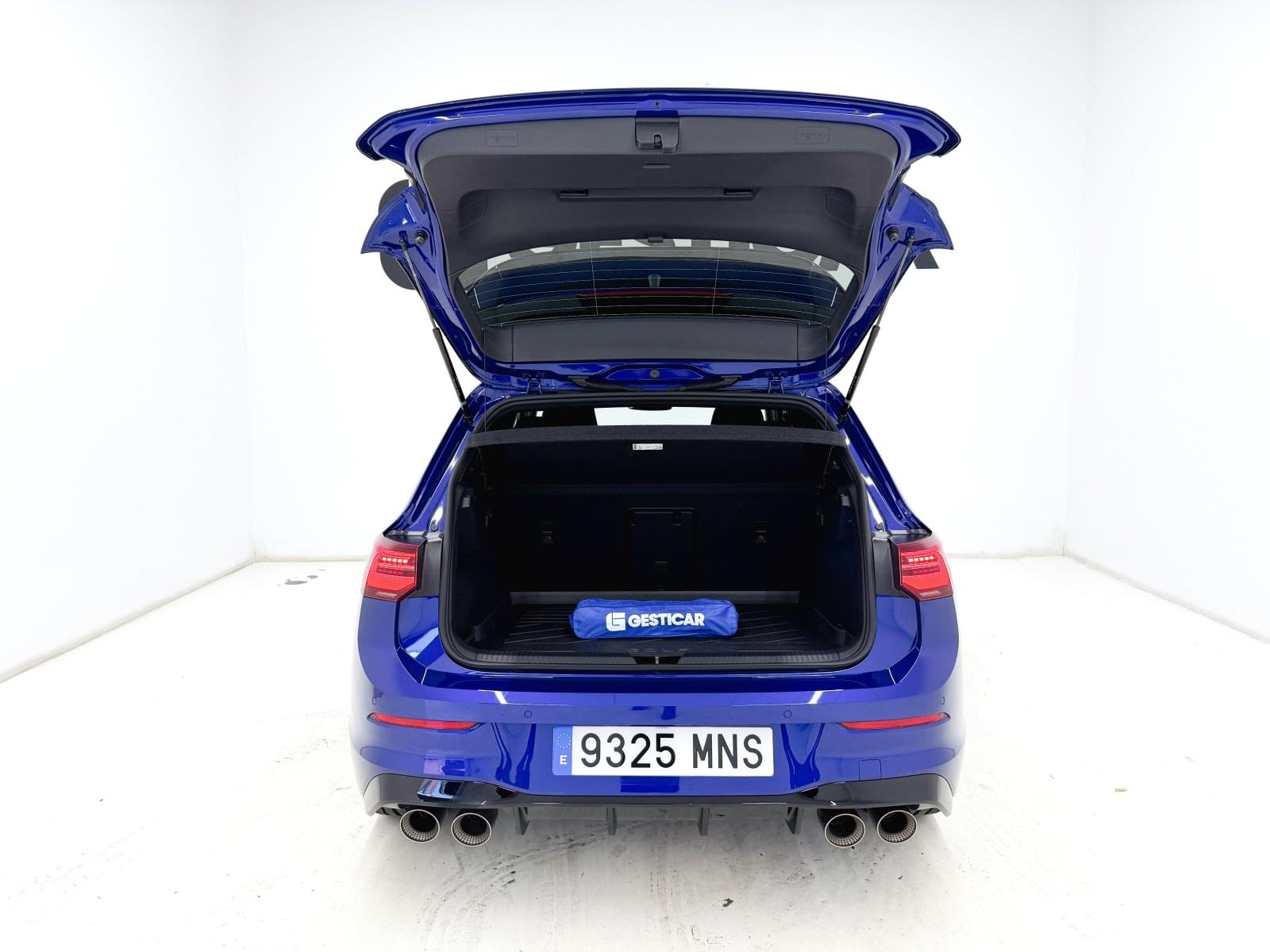 VOLKSWAGEN GOLF R 20 ANIVERSARIO 15