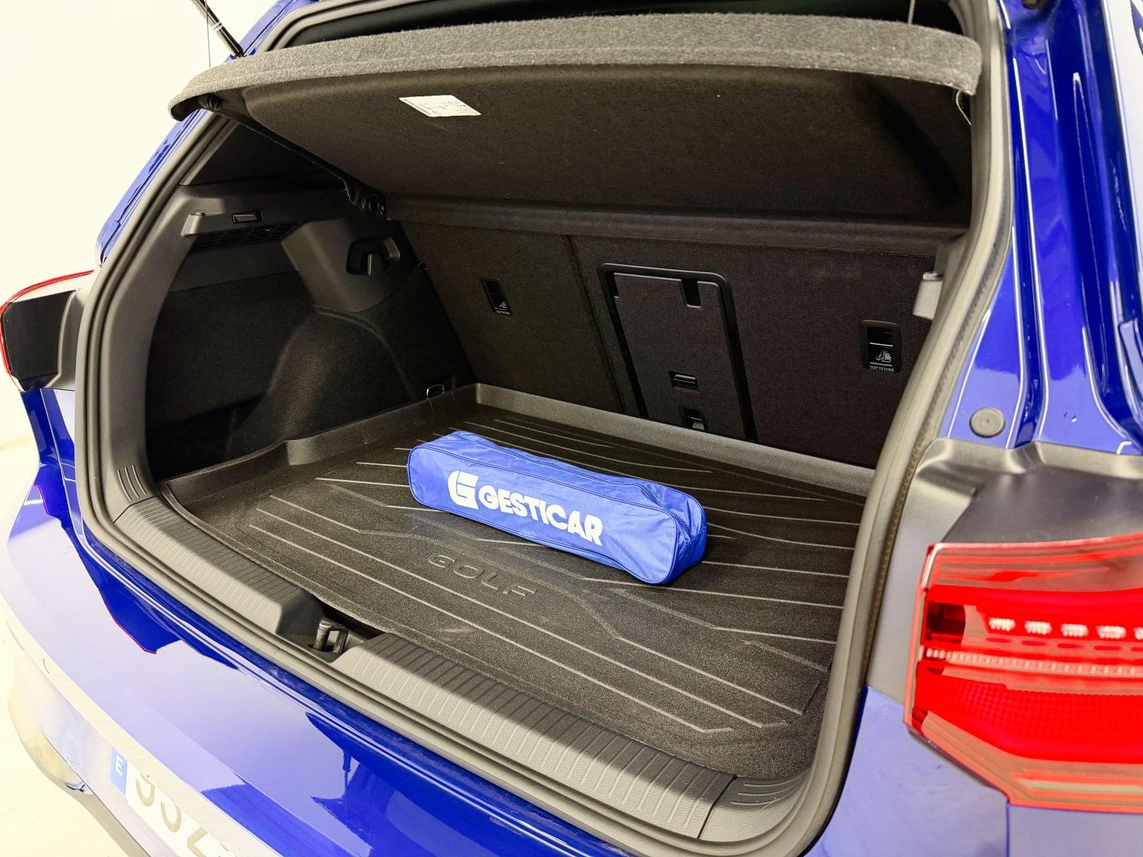 VOLKSWAGEN GOLF R 20 ANIVERSARIO 17