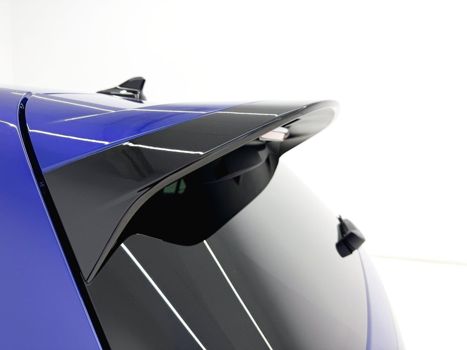 VOLKSWAGEN GOLF R 20 ANIVERSARIO 12