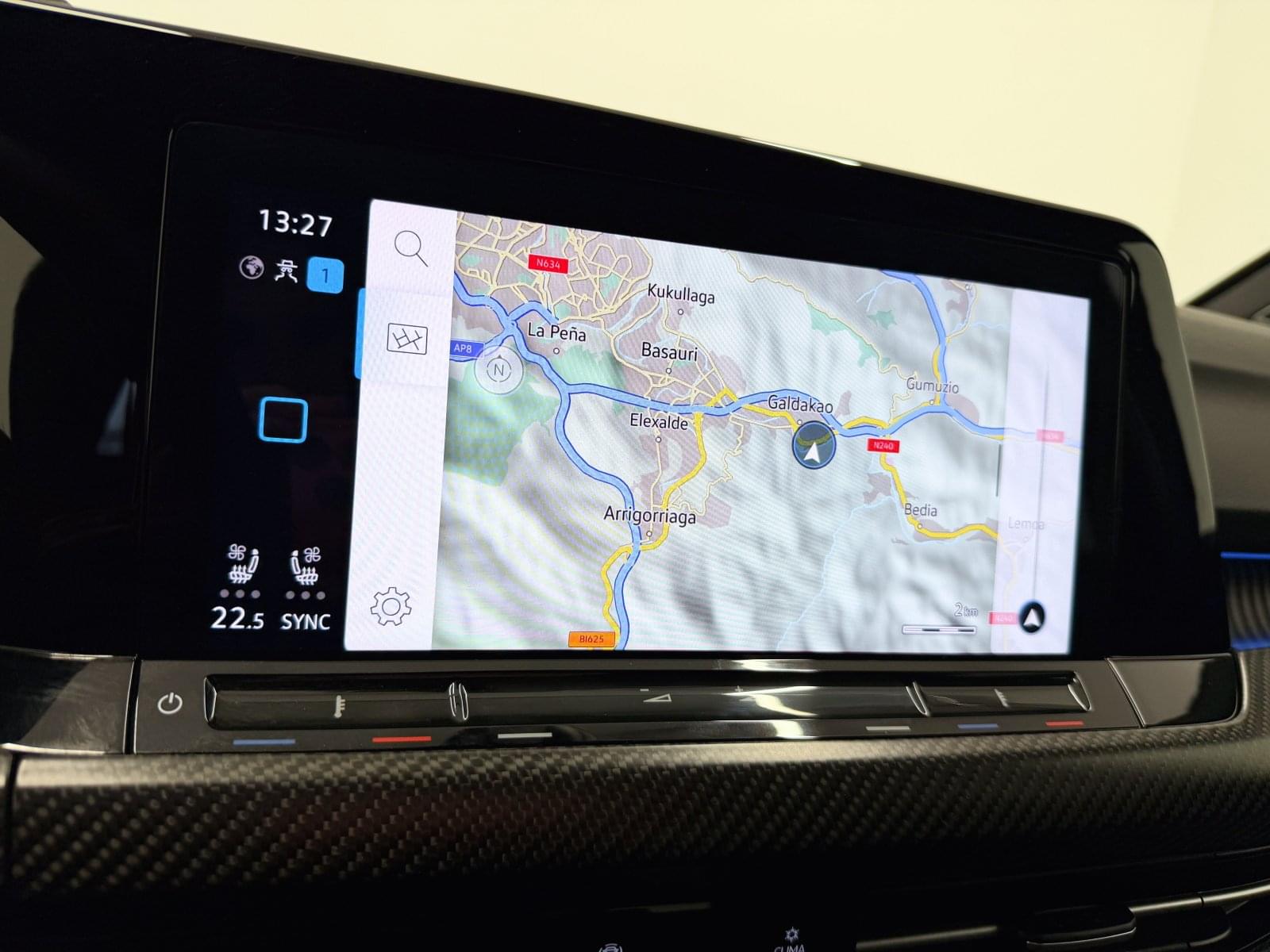 VOLKSWAGEN GOLF R 20 ANIVERSARIO 38