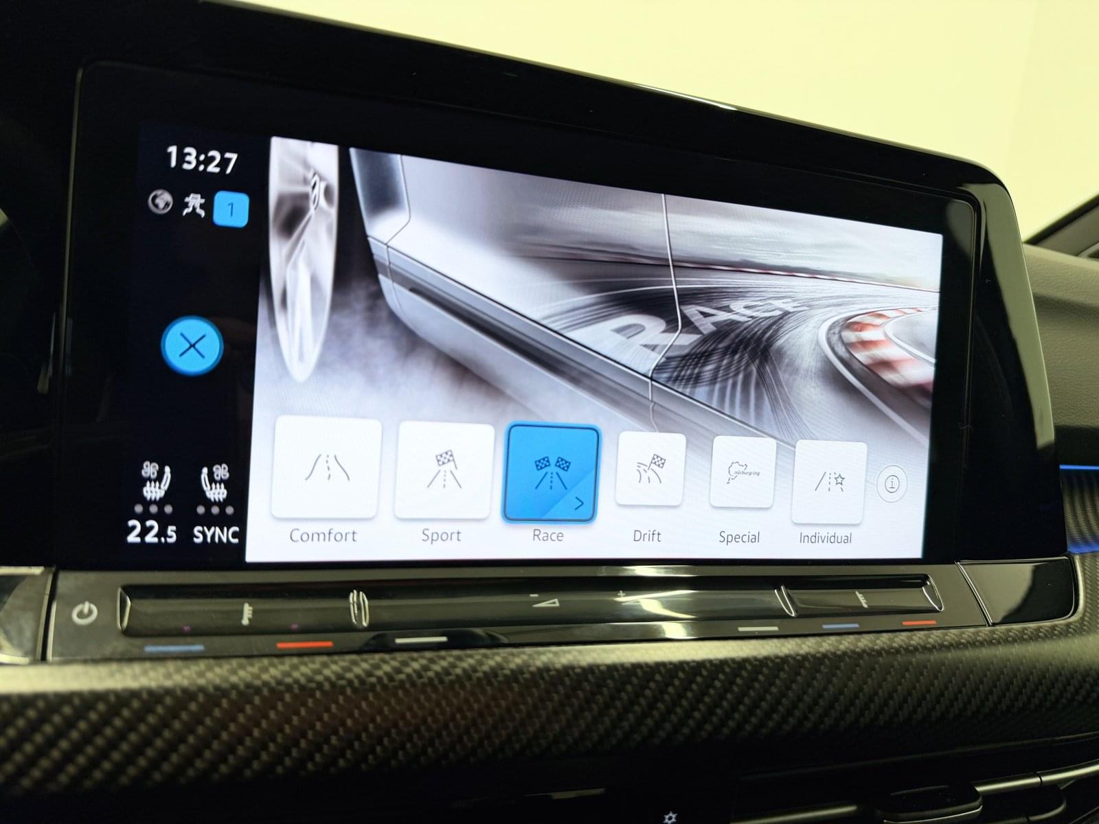 VOLKSWAGEN GOLF R 20 ANIVERSARIO 40