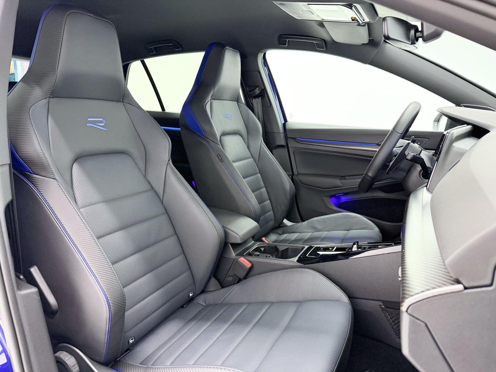 VOLKSWAGEN GOLF R 20 ANIVERSARIO 46