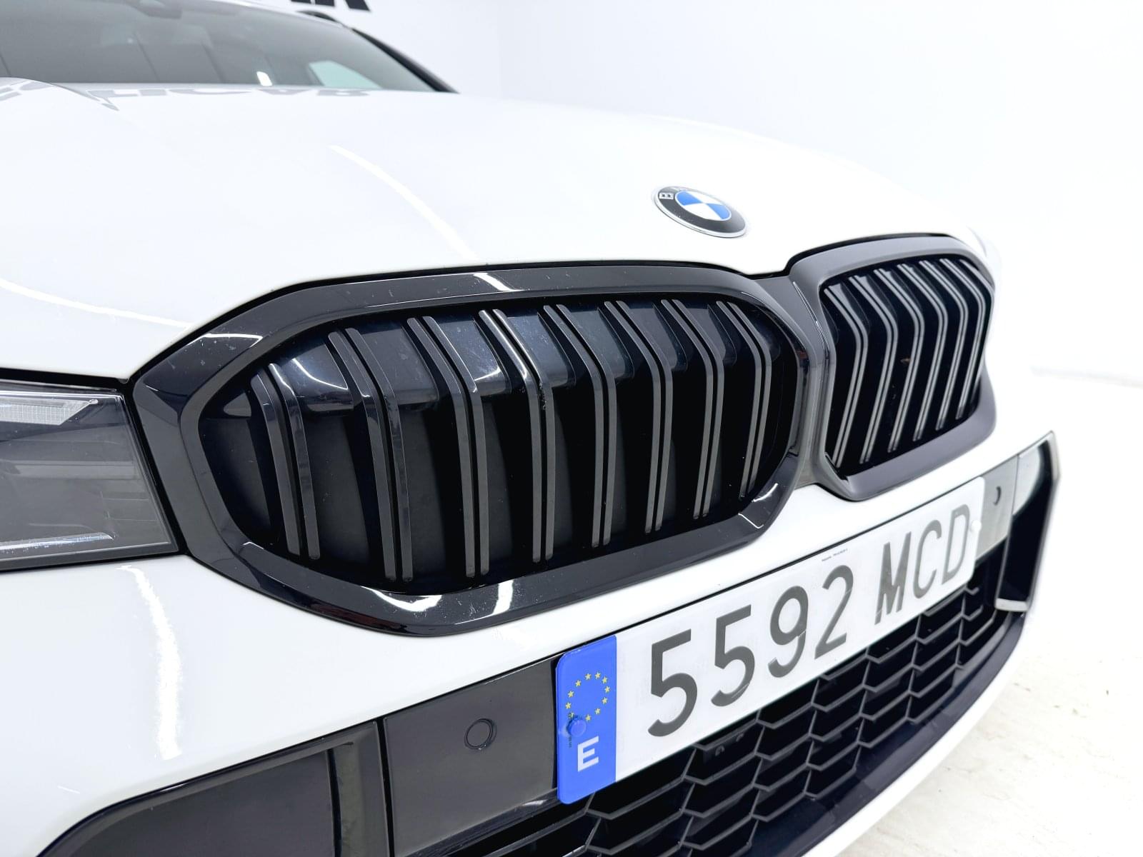 BMW SERIE 3 318D TOURING PACK M 6 