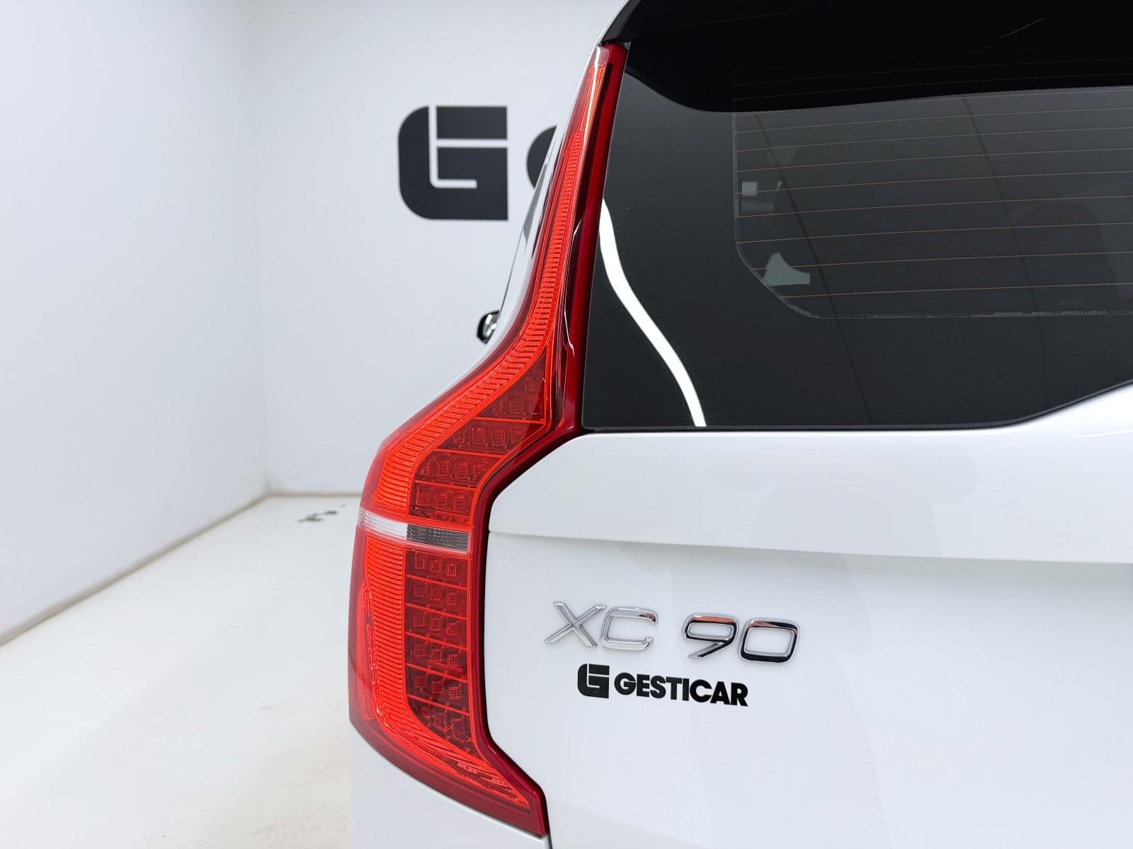 VOLVO XC90 T8 AWD RECHARGE R-DESIGN AUTO 390CV 12 