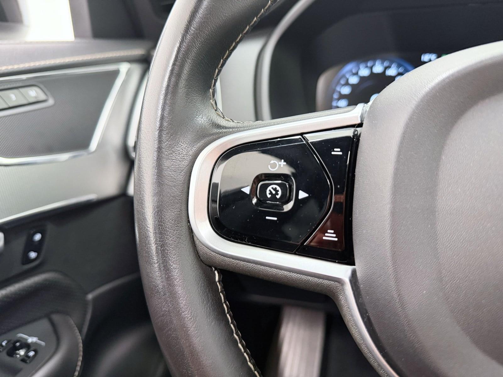 VOLVO XC90 T8 AWD RECHARGE R-DESIGN AUTO 390CV 31 