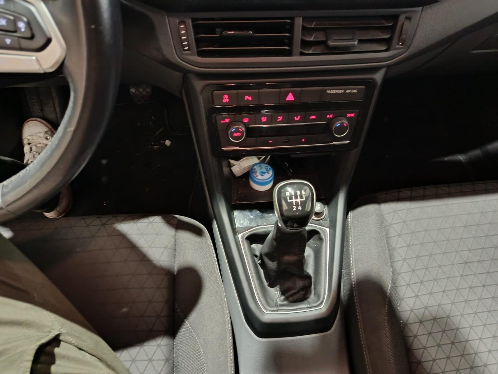 VOLKSWAGEN T-CROSS ADVANCE 1.0TSI 95CV 11