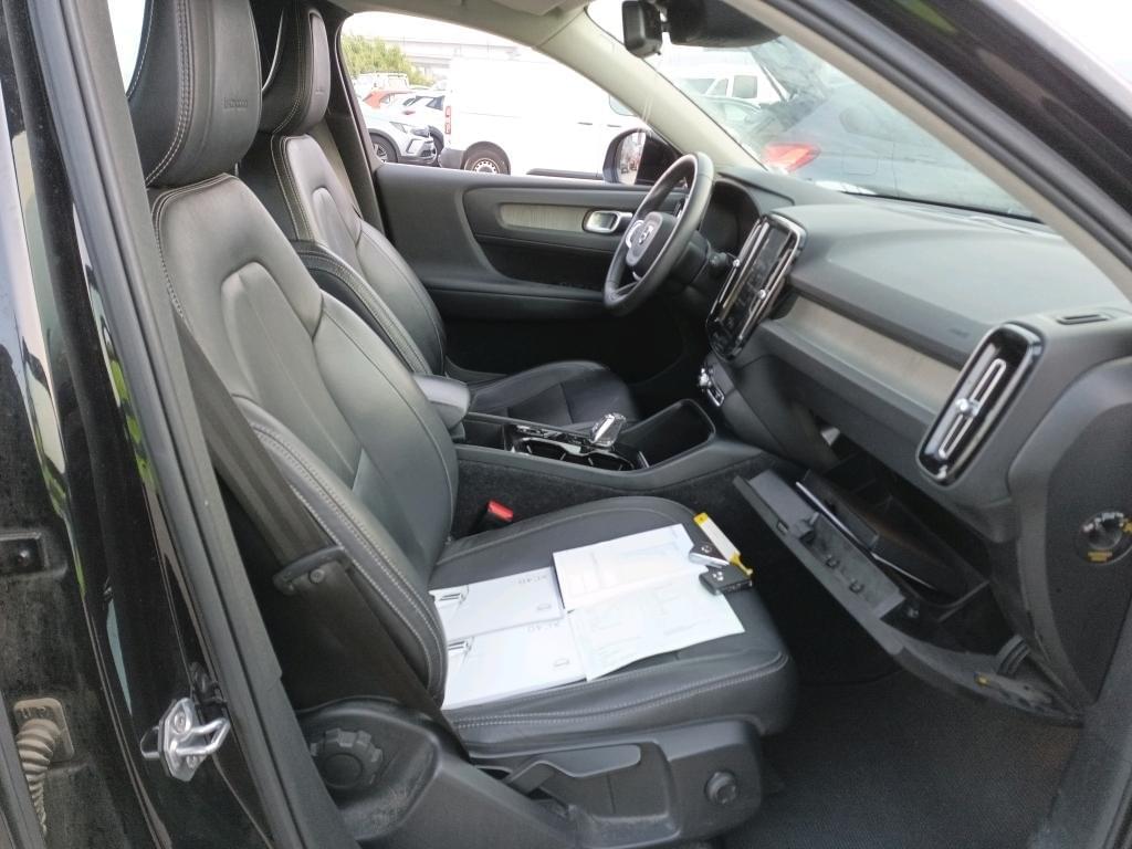 VOLVO XC40 2.0 D4 AWD INSCRIPTION AUTO 190cv 10 