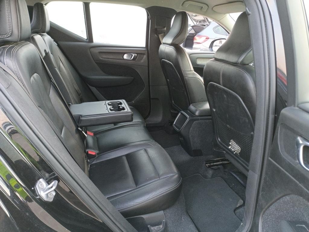 VOLVO XC40 2.0 D4 AWD INSCRIPTION AUTO 190cv 11 