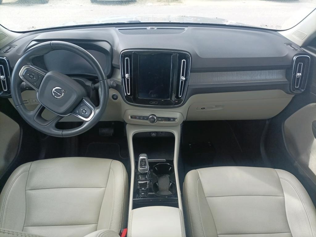 VOLVO XC40 2.0 T4 INSCRIPTION AUTO 190CV 6 