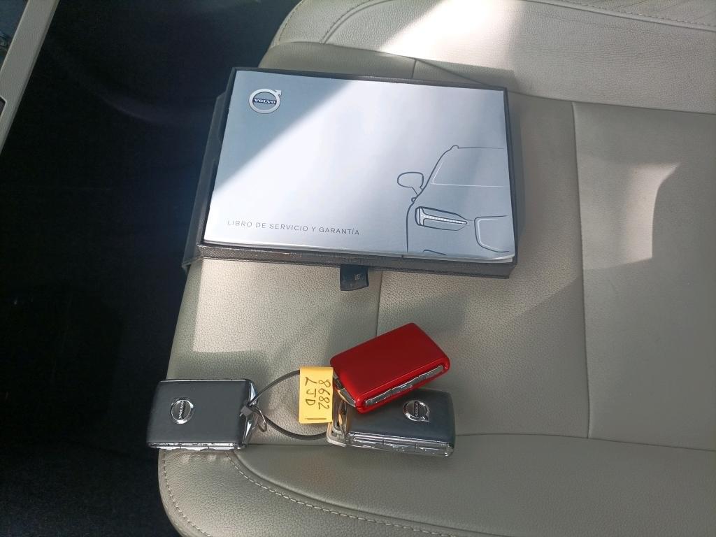 VOLVO XC40 2.0 T4 INSCRIPTION AUTO 190CV 11 