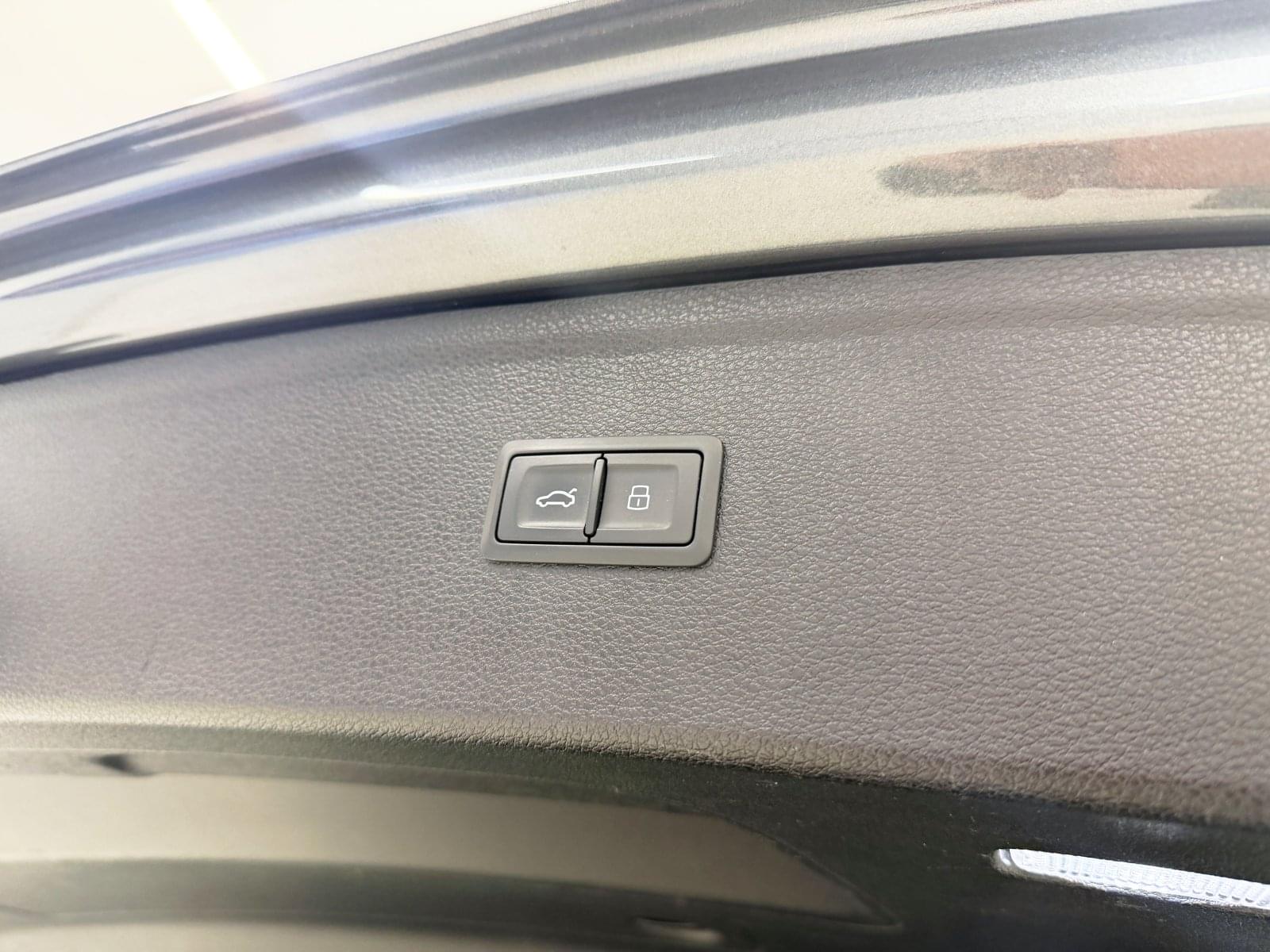 AUDI Q5 Competition 55 TFSI E quattro S tronic 16 