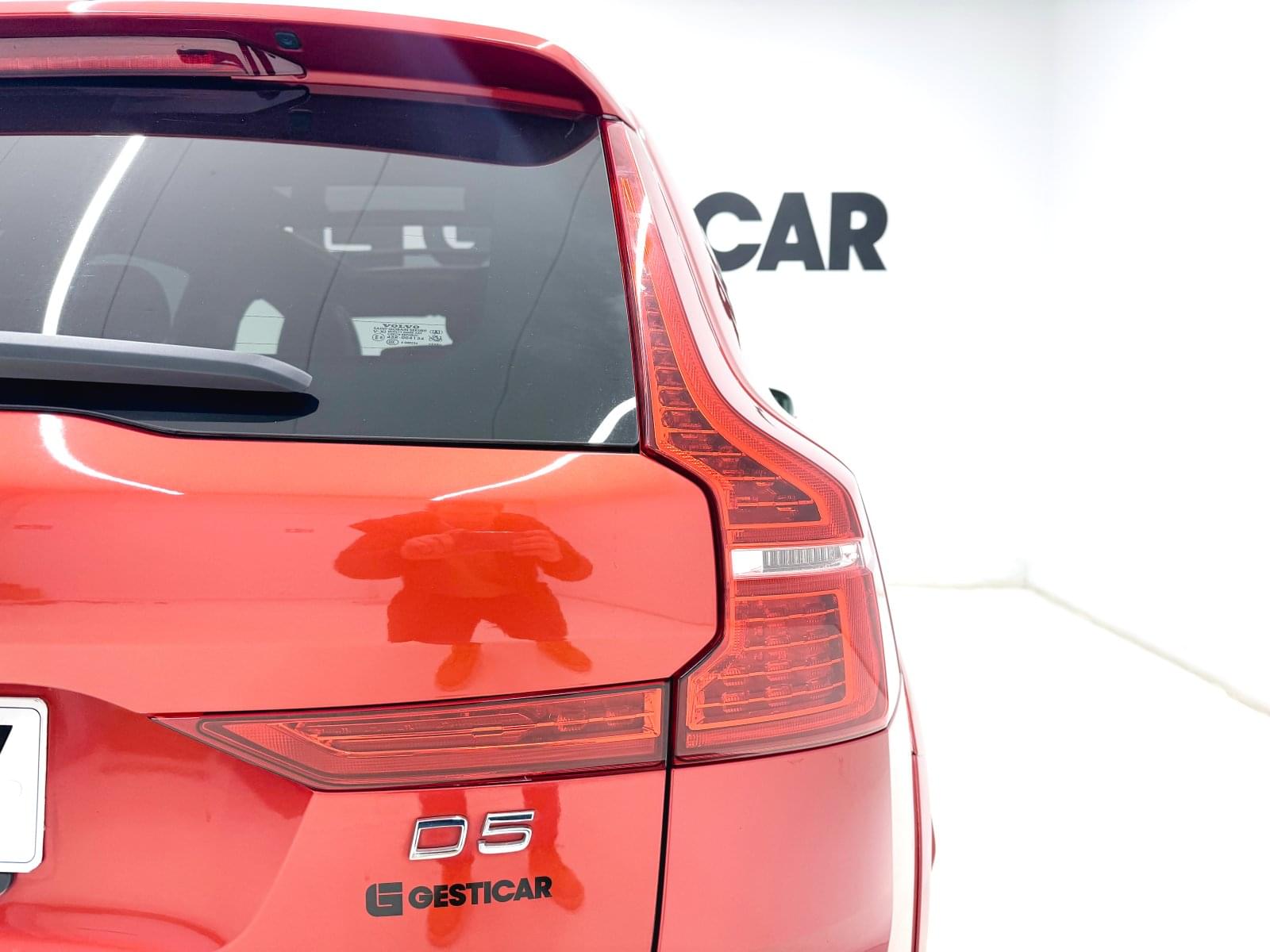 VOLVO XC60 D5 AWD RDESIGN  235CV 12 