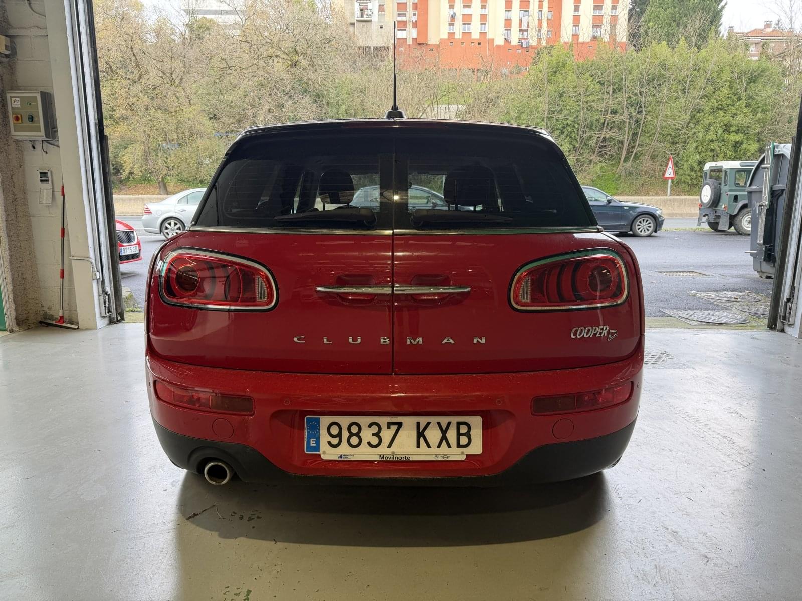 MINI CLUBMAN COOPER D 6 