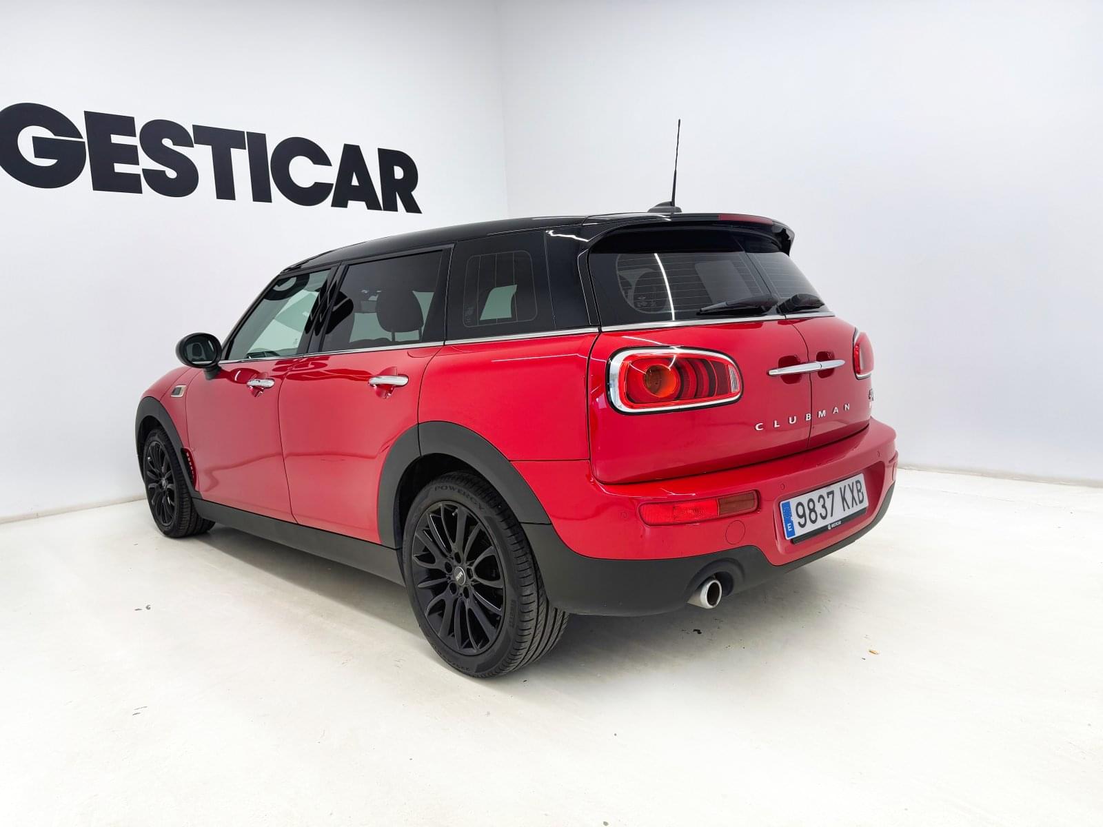 MINI CLUBMAN COOPER D 9 