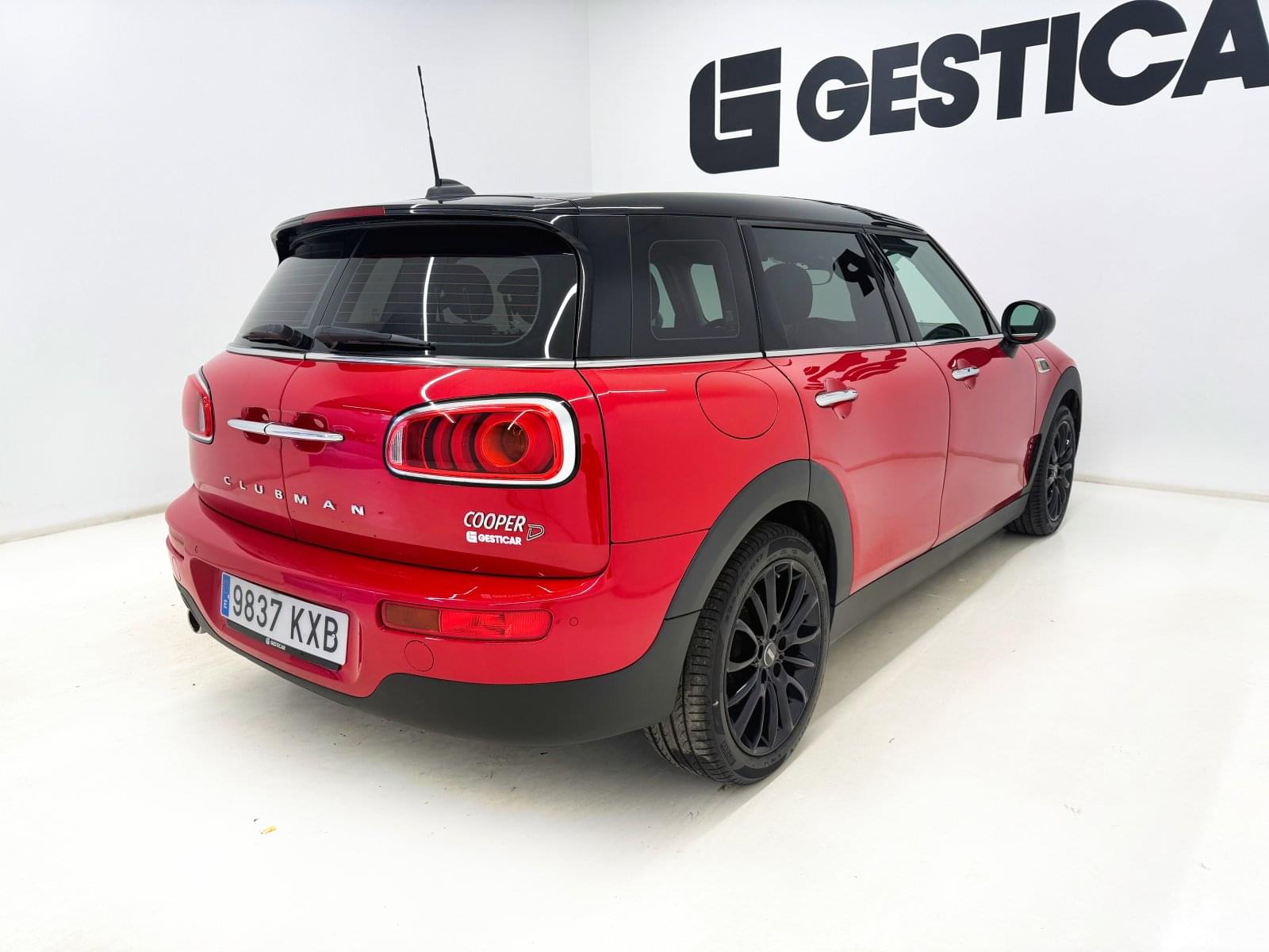 MINI CLUBMAN COOPER D 12 