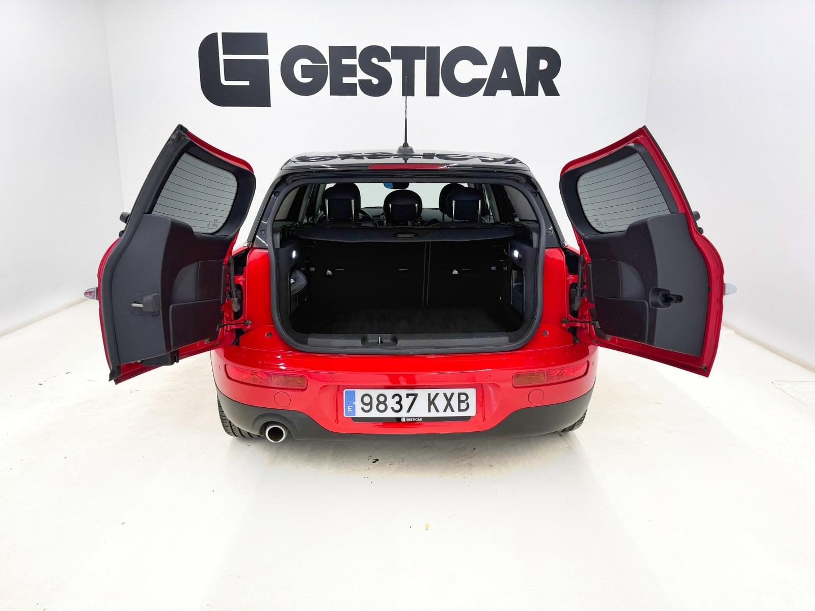 MINI CLUBMAN COOPER D 10 