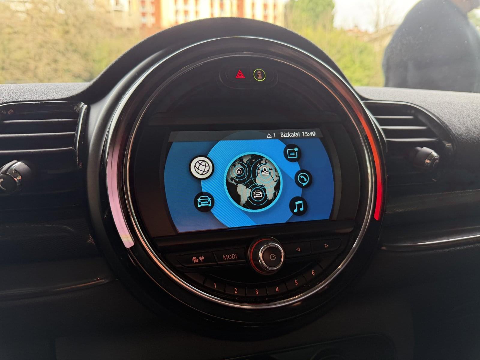 MINI CLUBMAN COOPER D 13 