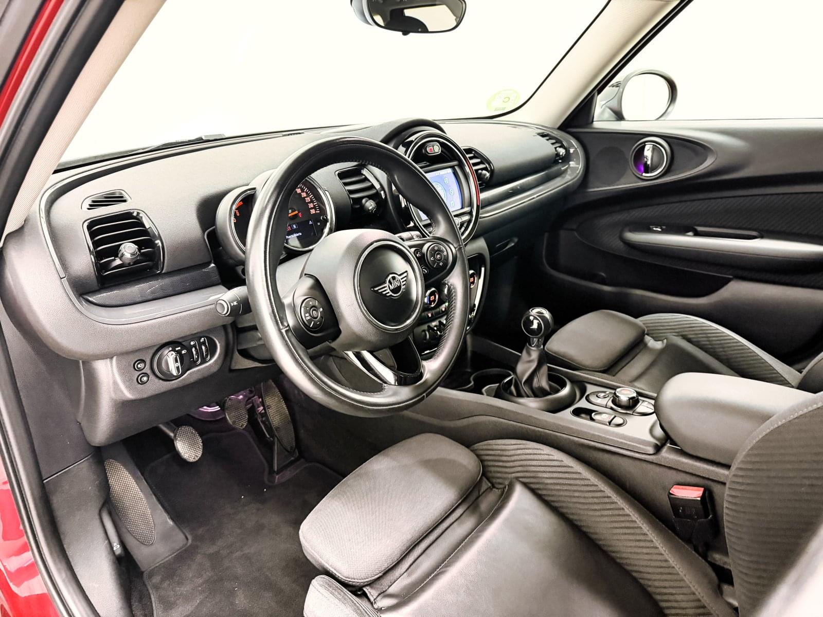 MINI CLUBMAN COOPER D 21 