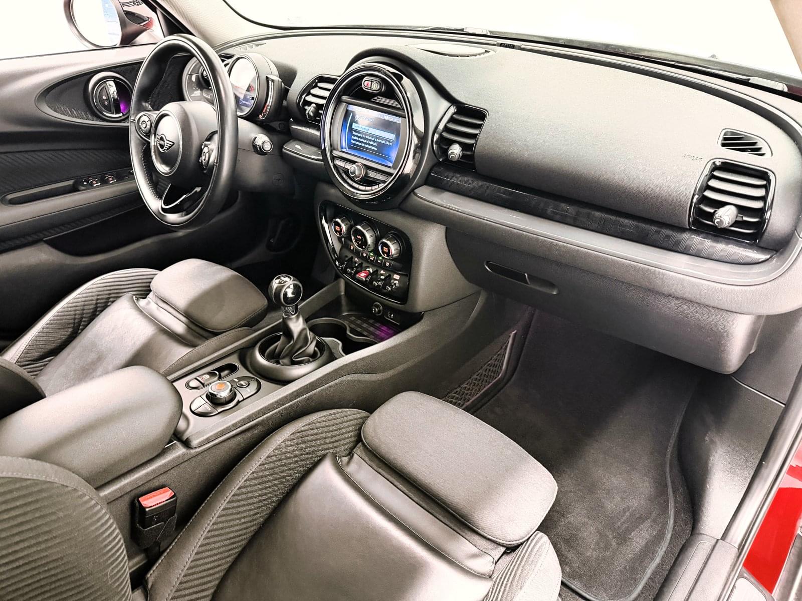 MINI CLUBMAN COOPER D 33 