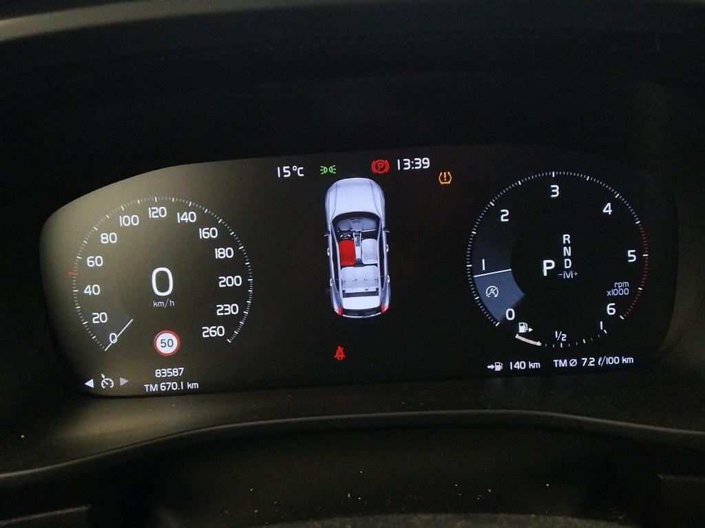 VOLVO XC40 2.0 D3 INSCRIPTION AUTO 150CV 8 