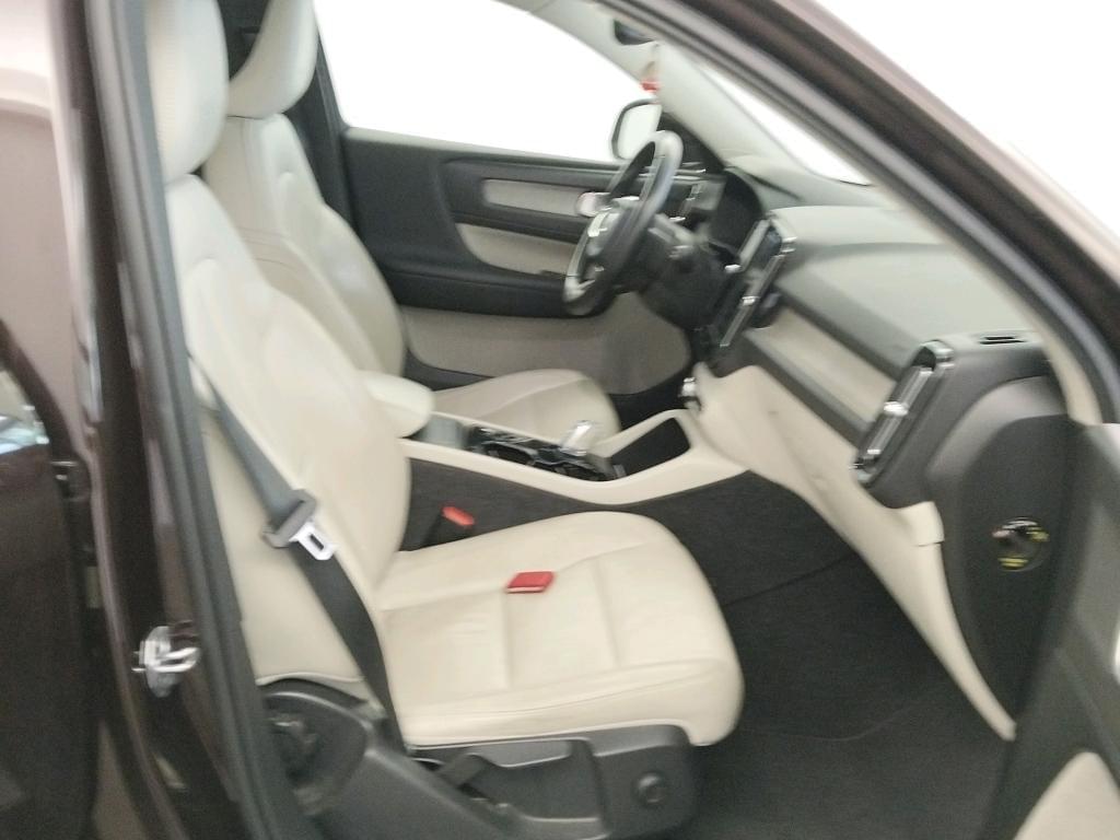 VOLVO XC40 2.0 D3 INSCRIPTION AUTO 150CV 10 