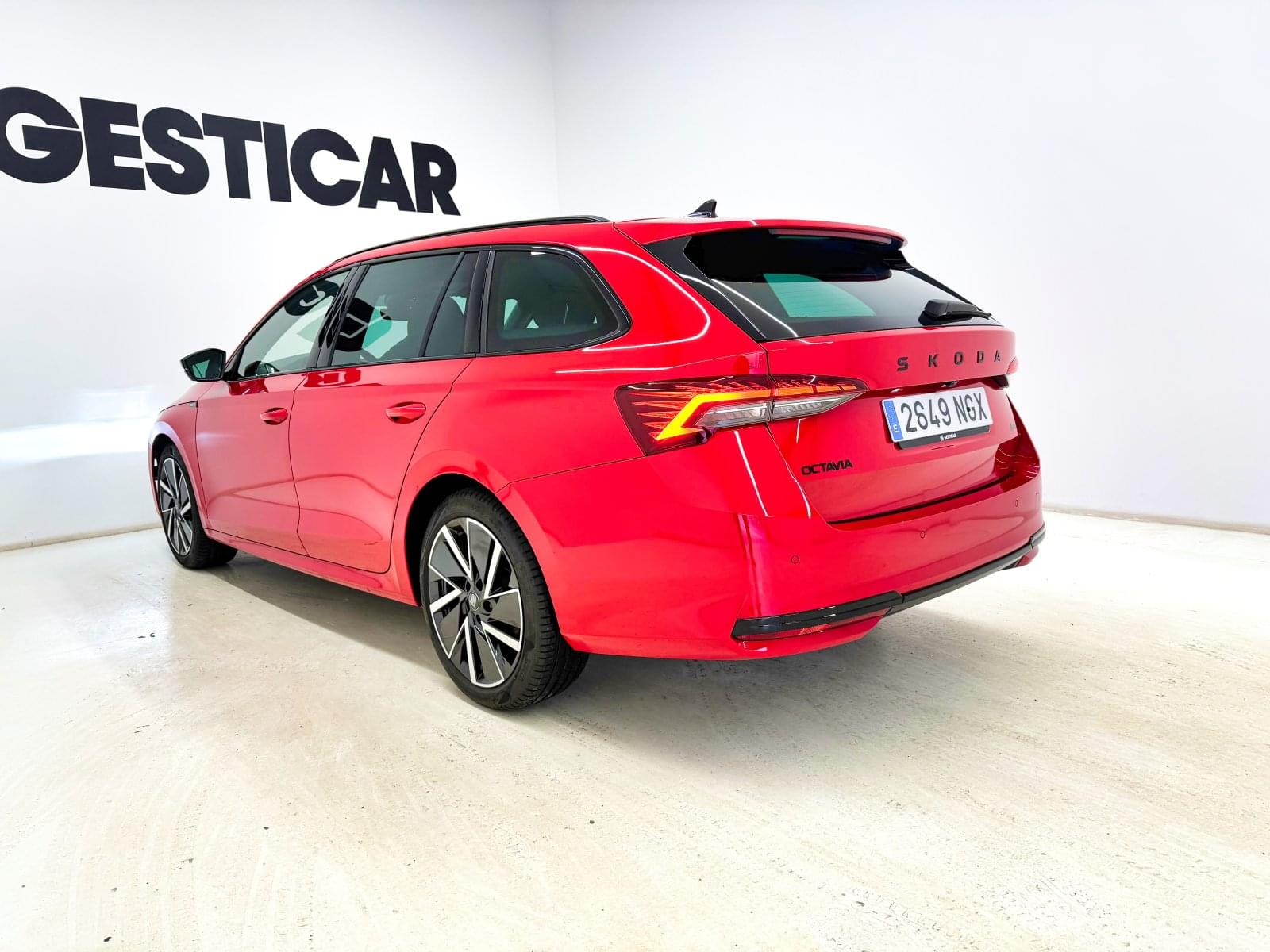 SKODA OCTAVIA COMBI 1.5ETSI 150CV DSG SPORTLINE 13