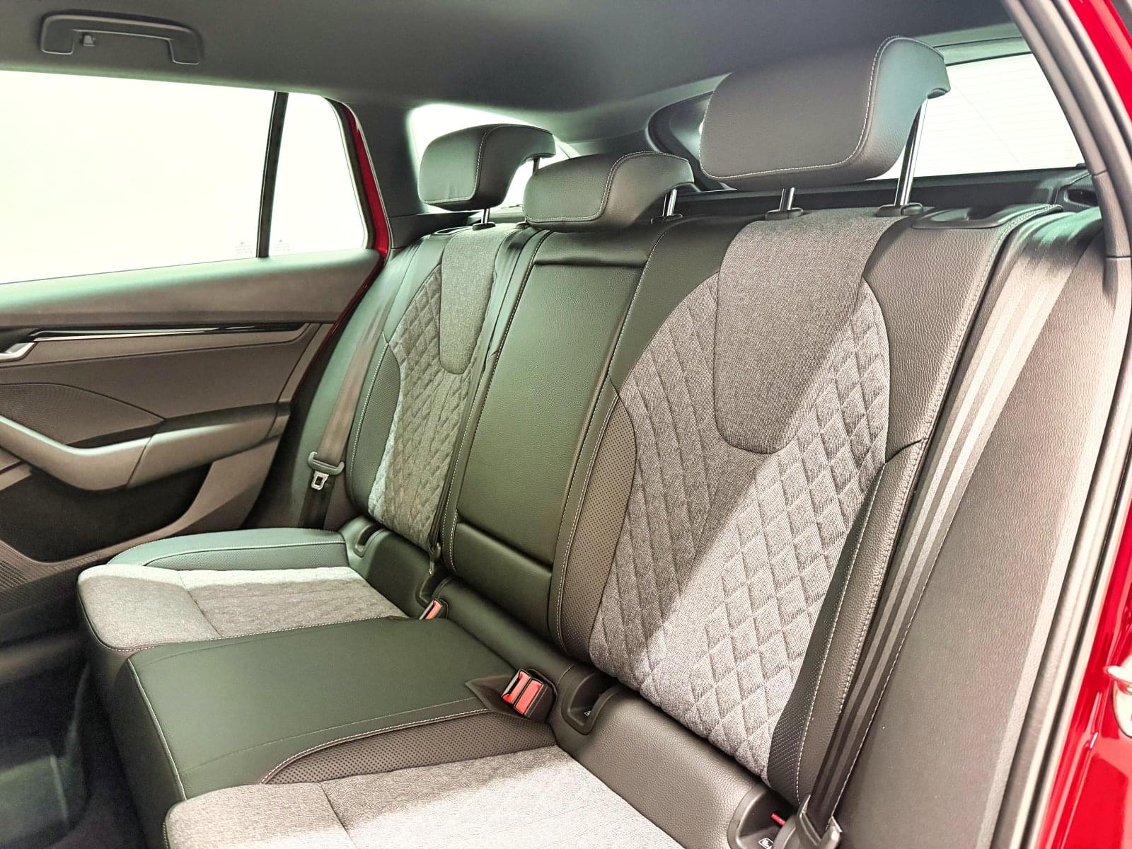 SKODA OCTAVIA COMBI 1.5ETSI 150CV DSG SPORTLINE 34