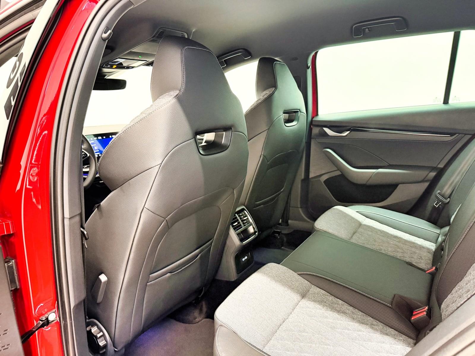 SKODA OCTAVIA COMBI 1.5ETSI 150CV DSG SPORTLINE 35