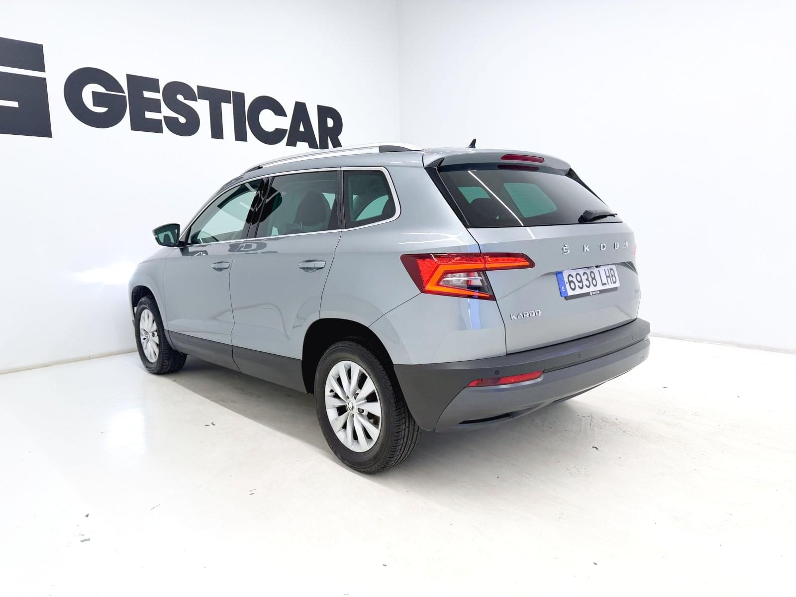 SKODA KAROQ 1.0 TSI 110CV AMBITION 9 