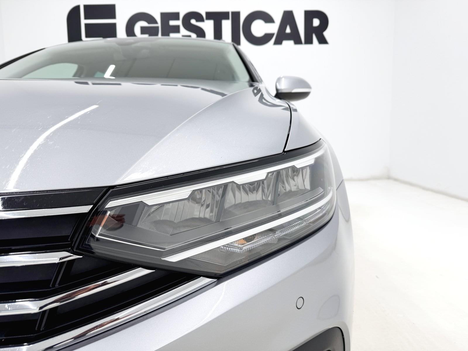 VOLKSWAGEN PASSAT VARIANT EXECUTIVE 2.0 TDI 122CV 8 