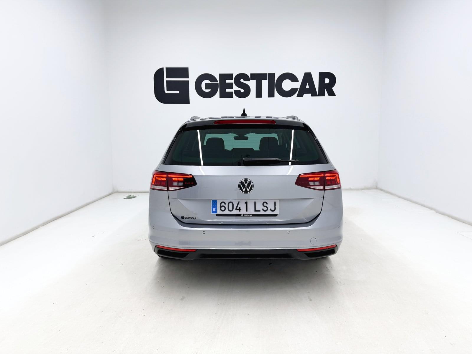 VOLKSWAGEN PASSAT VARIANT EXECUTIVE 2.0 TDI 122CV 12 