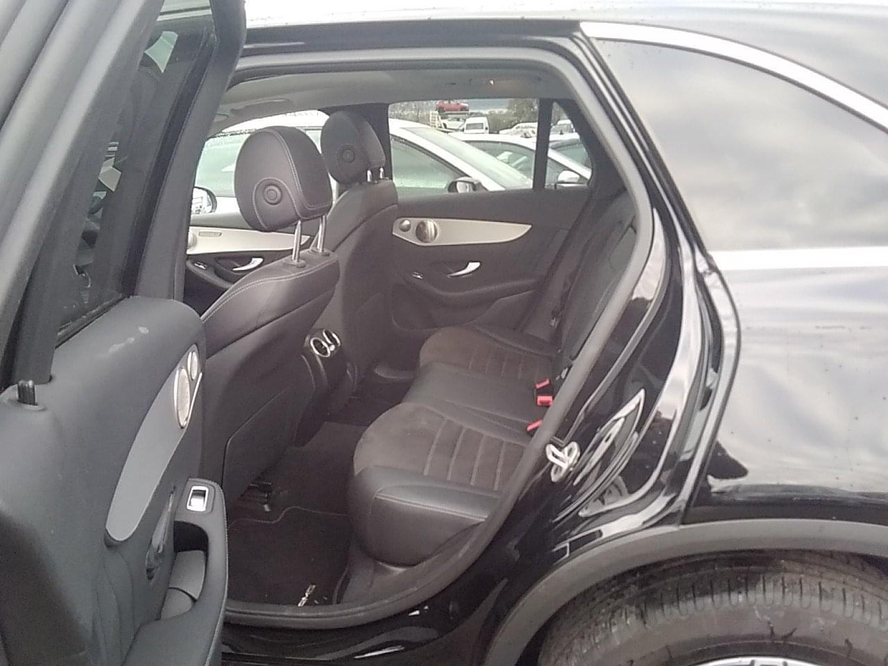 MERCEDES CLASE GLC GLC 300 E 4MATIC  320CV 10 