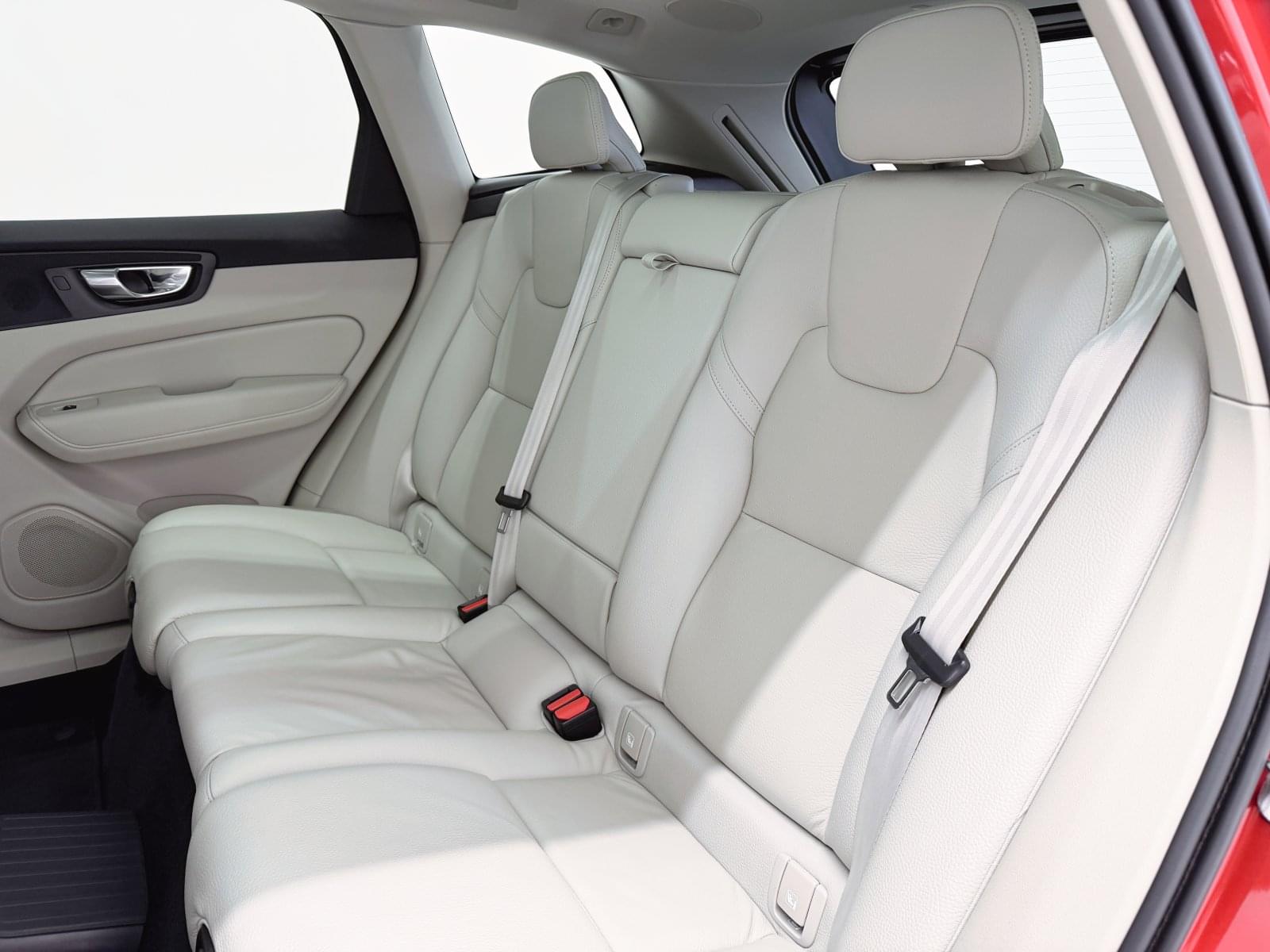 VOLVO XC60 T6 AWD RECHARGE INSCRIPTION AUTO 340CV 46 