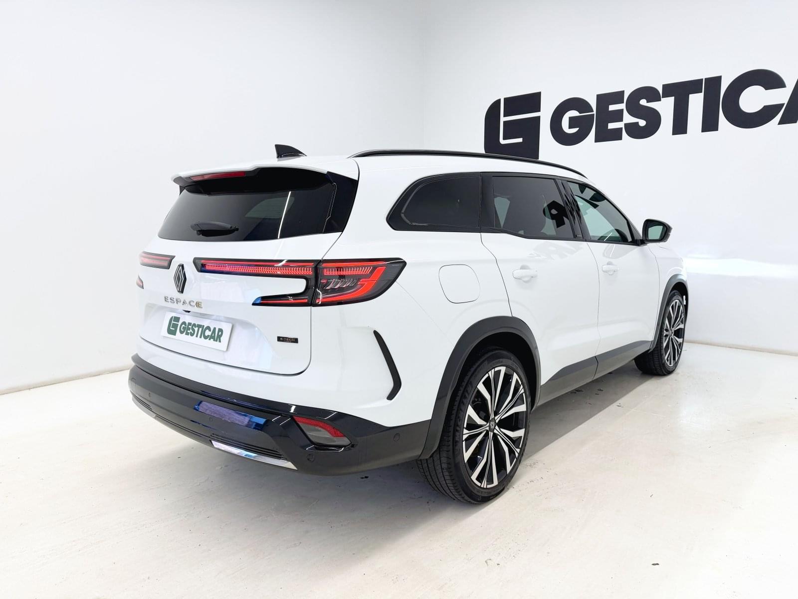 RENAULT ESPACE ICONIC ETECH FULL HYBRID 200CV 19 