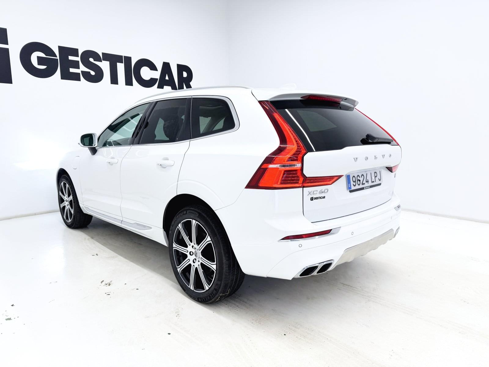 VOLVO XC60 T6 AWD RECHARGE INSCRIPTION 340CV AUTO 11 