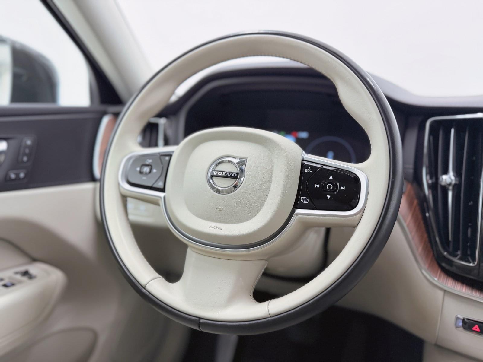 VOLVO XC60 2.0 T8 AWD INSCRIPTION 390cv 30 