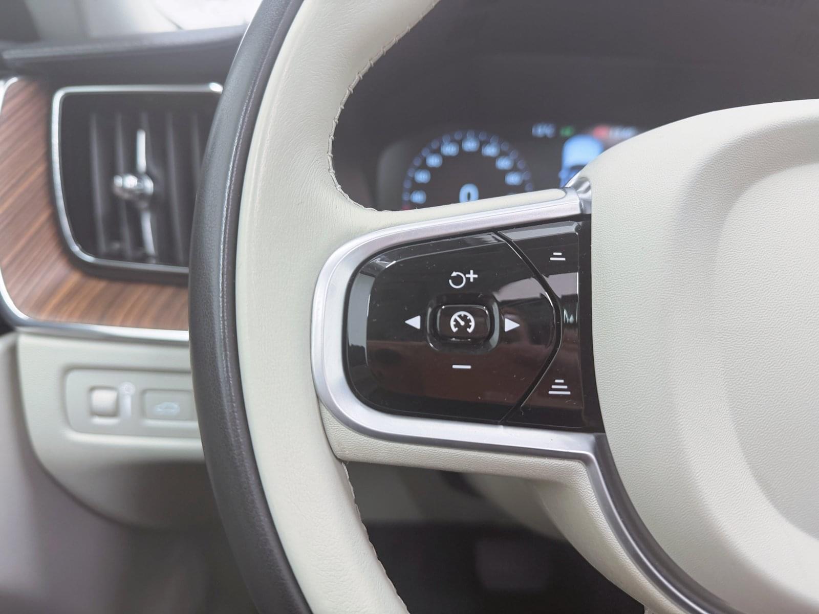 VOLVO XC60 2.0 T8 AWD INSCRIPTION 390cv 31 