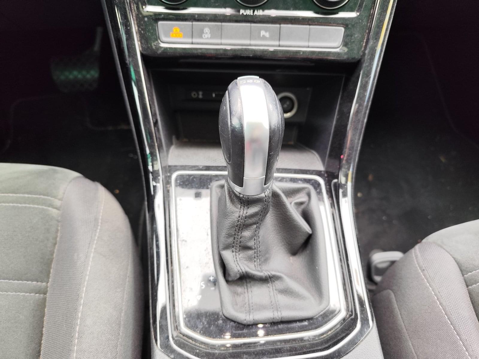 VOLKSWAGEN TOURAN 2.0TDI 150CV  DSG SPORT 16 