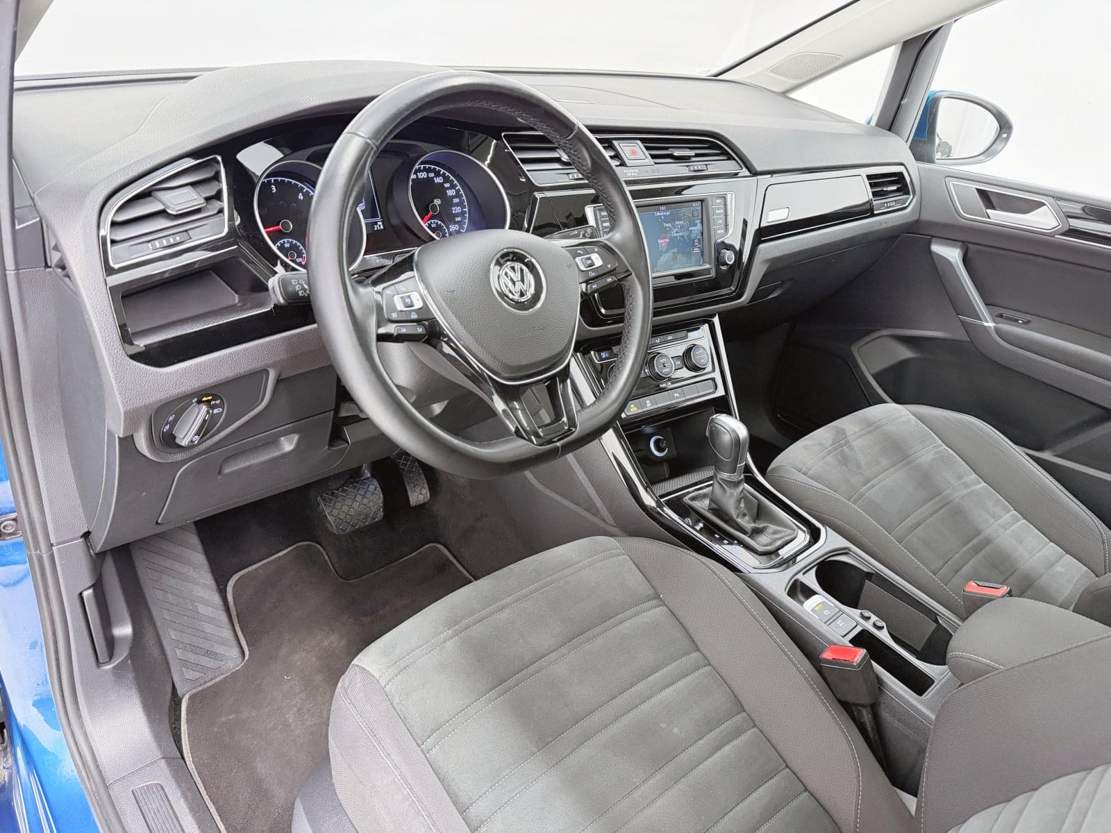 VOLKSWAGEN TOURAN 2.0TDI 150CV DSG SPORT 28