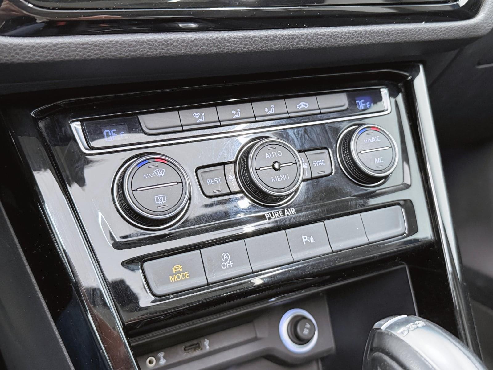 VOLKSWAGEN TOURAN 2.0TDI 150CV DSG SPORT 37