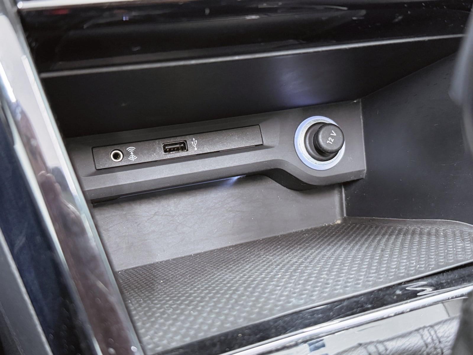 VOLKSWAGEN TOURAN 2.0TDI 150CV DSG SPORT 38